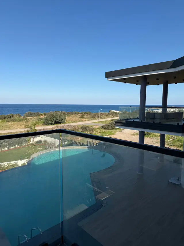 Pool & Terrasse · Çatalköy · Kyrenia / Girne