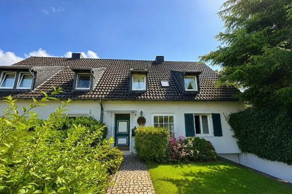 Charmantes Einfamilienhaus in gefragter Wohnlage von Mönchengladbach