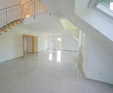 Großzügige Maisonette Wohnung in ruhiger Lage von Homberg-Süd - Photo 1