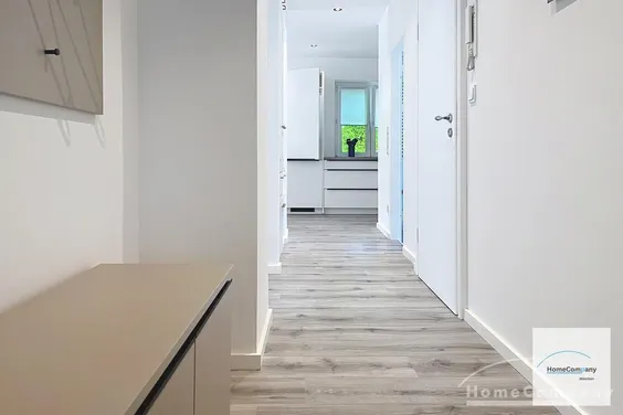 ***Stilvoll möbliertes 3-Zimmer-Apartment mit sonniger Dachterrasse in Sendling