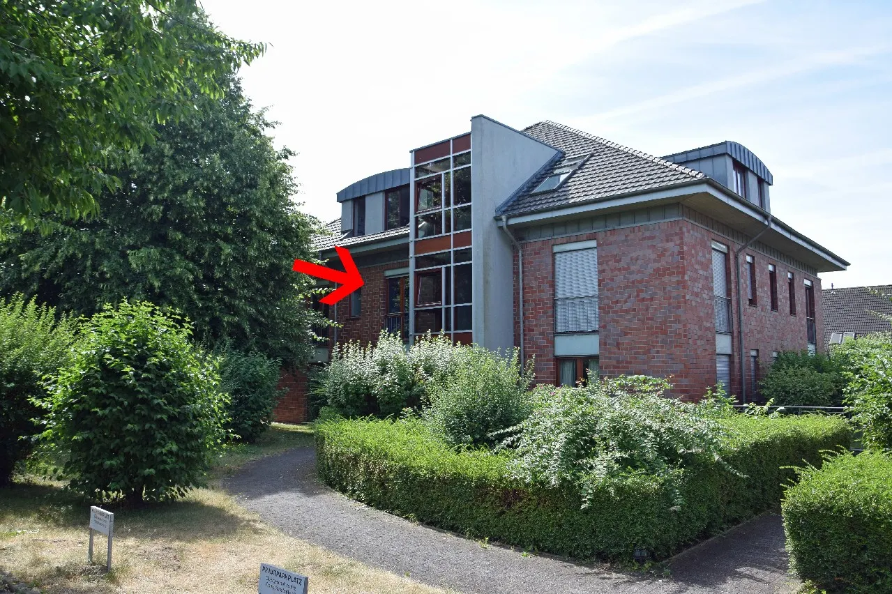 Kapitalanlage: Großzügige Eigentumswohnung mit zwei Tiefgaragenplätzen in Nettetal-Hinsbeck