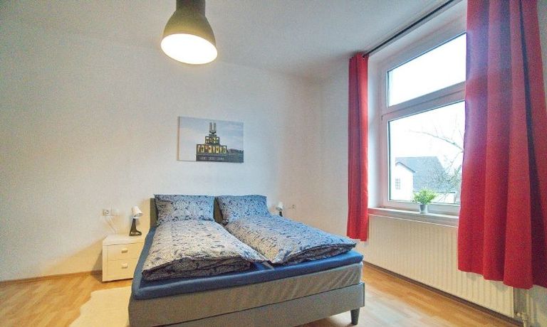 Schlafzimmeransicht1