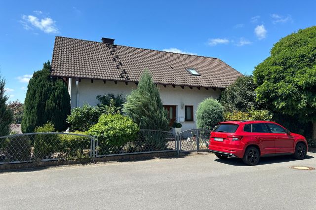 Straßenansicht