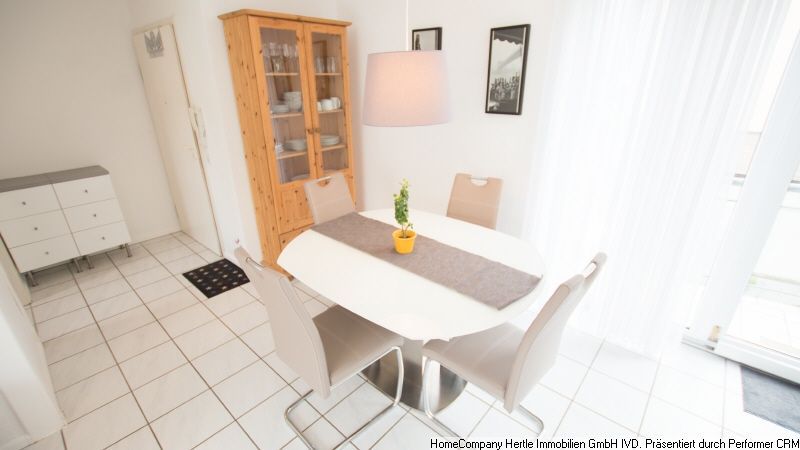 Essbereich und Eingangsbereich