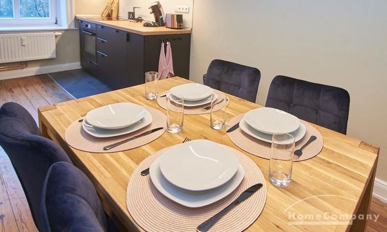 K&uuml;che mit Essbereich