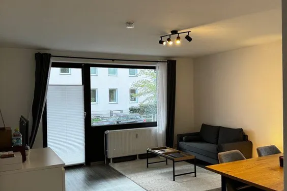 Sehr schöne 2 Zi.Whg. mit Balkon in der Nähe des Prinzen-Parks.