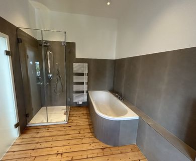 Großzügige 2-Zimmer-Dachgeschosswohnung in MG-Zentrum - Foto 1