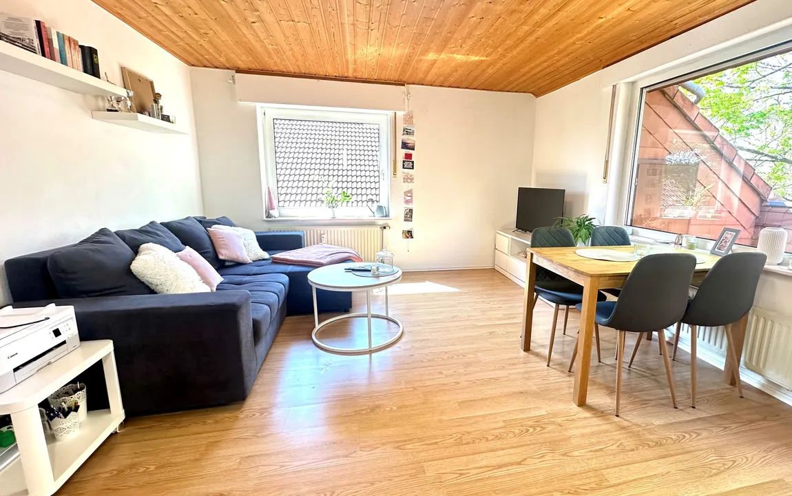 Stress raus, Ruhe rein – gemütliche Dachgeschosswohnung in stiller Lage