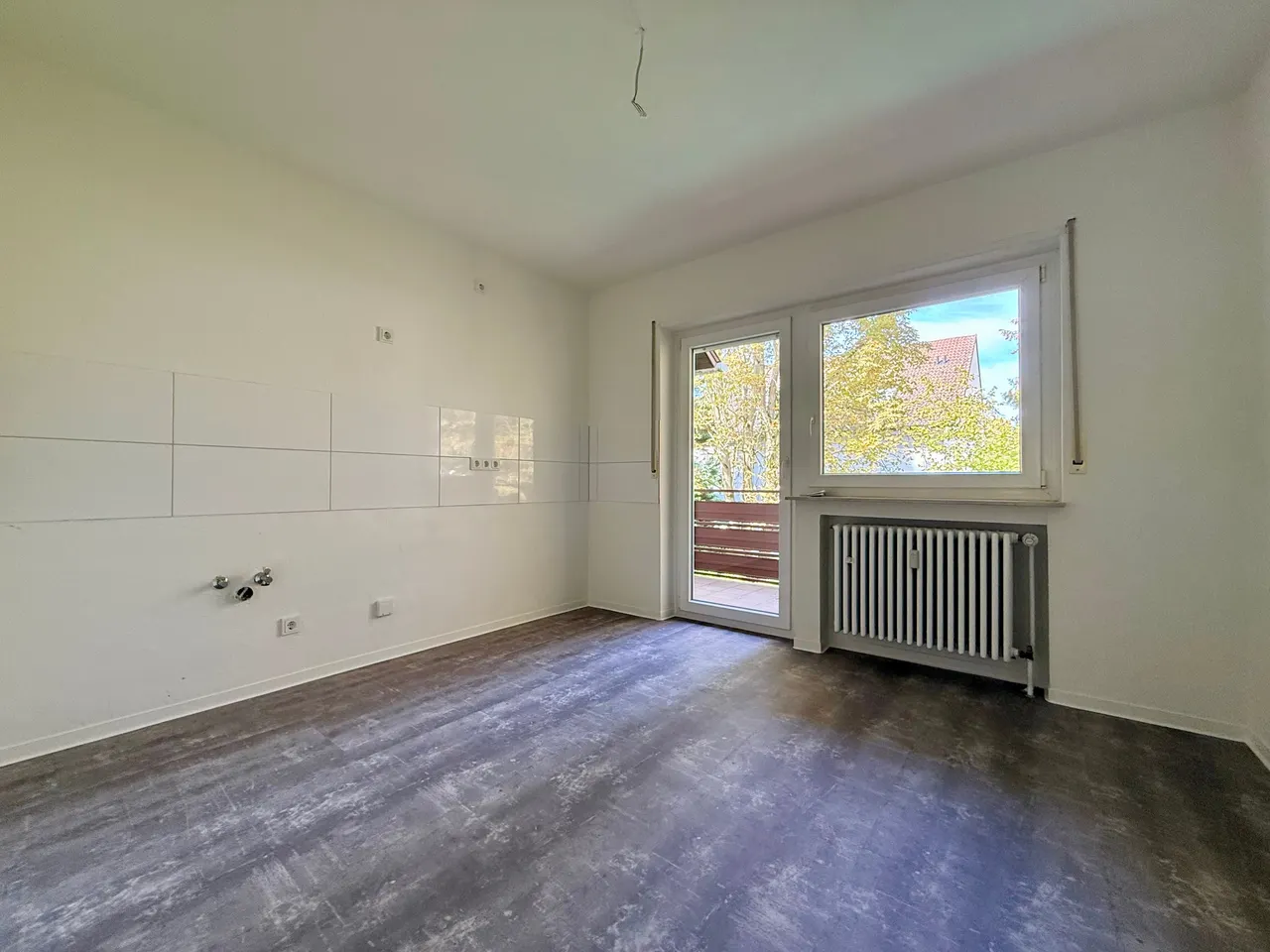 Erstbezug nach Sanierung! 4 ZKB-Balkonwohnung - Foto 4