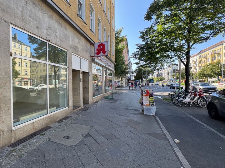Top-Lage Friedrichshain: Repräsentative Verkaufsfläche zu vermieten!