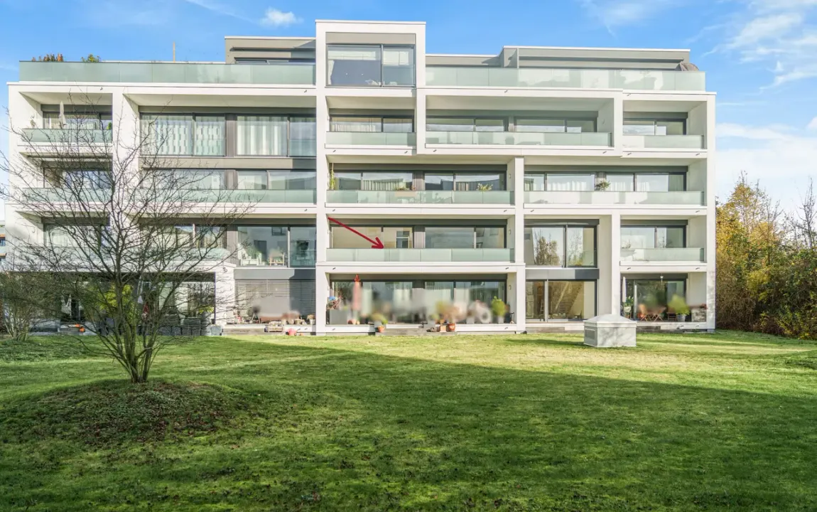 Moderne 4-Zimmer-Wohnung mit Loggia und Tiefgarage im Lüneburger Speicherquartier