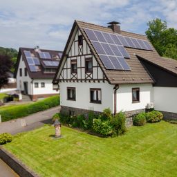 Ankommen und wohlfühlen: Charmantes Einfamilienhaus mit Garten und Potenzial für Ihre Wohnideen!