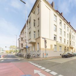Renovierte 2-Zimmer-Wohnung mit Altbaucharme – zentral am Blücherplatz in Aachen