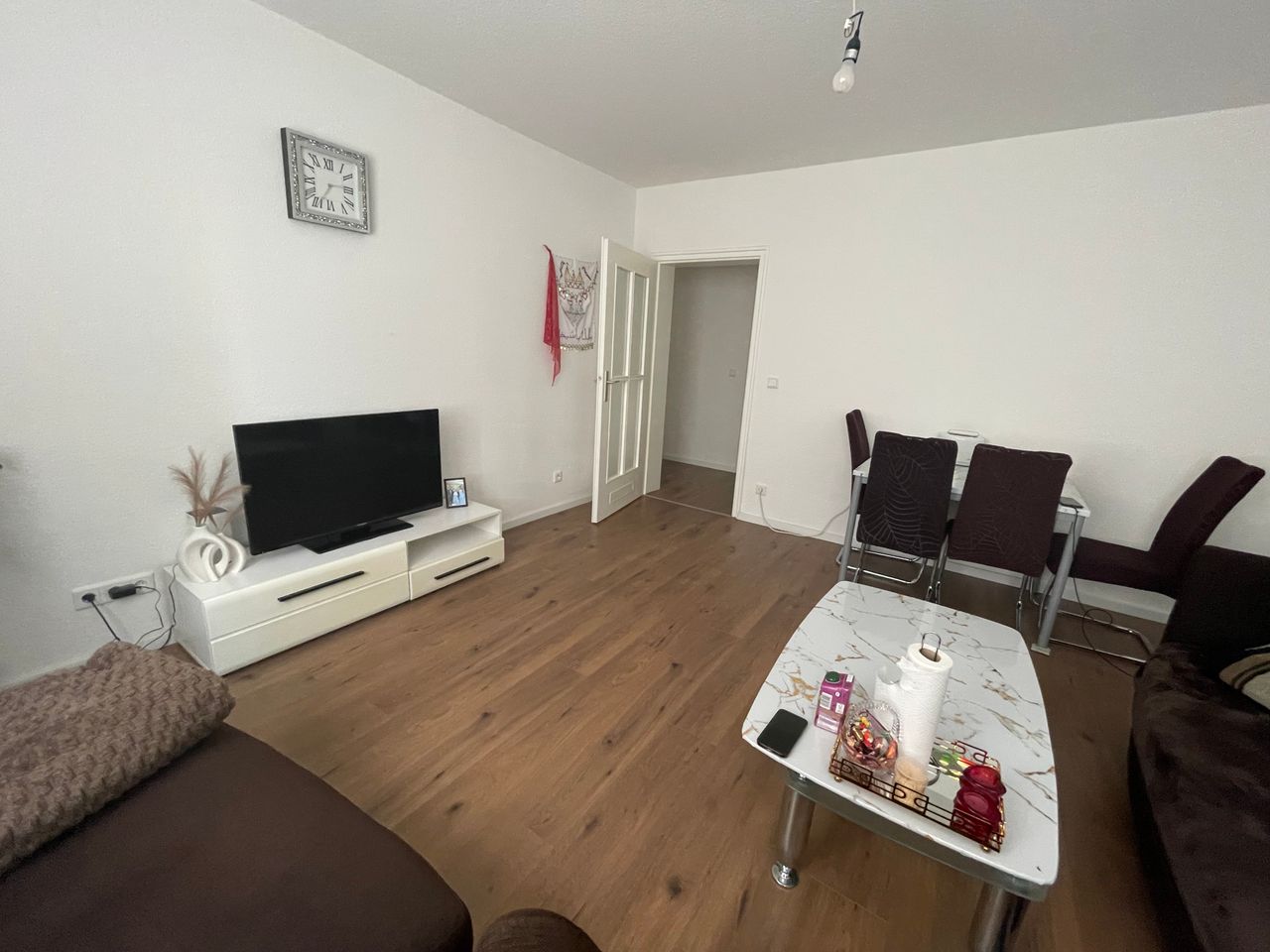 Ihr neues Zuhause: Moderne 3-Zimmer-Wohnung im Erdeschoss - Photo 1