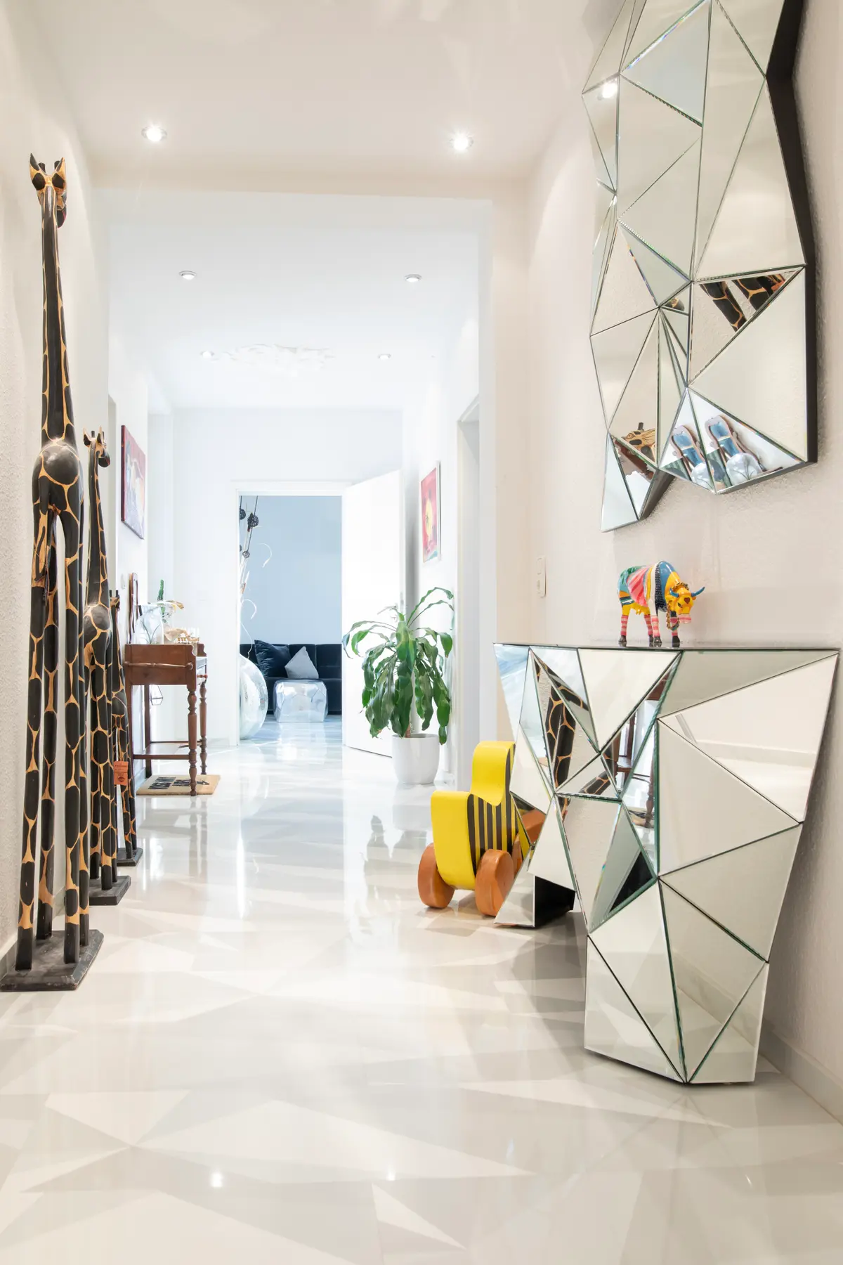 Flur Blickrichtung Wohnzimmer