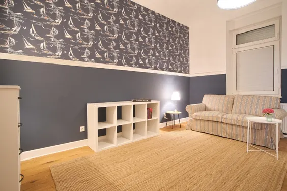 First-time occupancy after renovation: extremely appealingly designed and furnished apartment with loggia overlooking garden