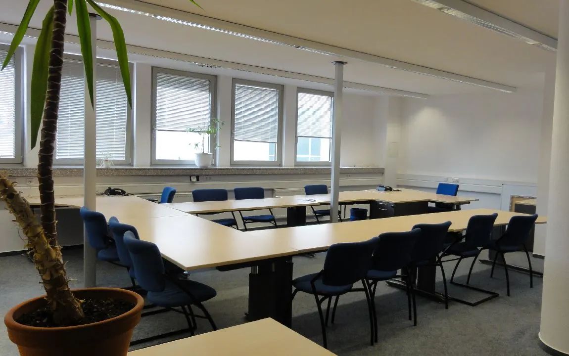 *PROVISIONSFREI* ca. 138,50 – 277m² Büro-/Praxisfläche in repräsentativer City-Lage zu vermieten