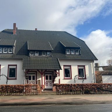 „Mit über 100 Jahren immer noch gut in Schuß“ 
Doppelhaus mit besonderem Flair und viel Potenzial