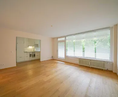 Moderne 2-Zimmer-Wohnung mit EBK und Stellplatz - Photo 4