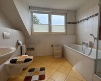 Badezimmer obere Wohnung
