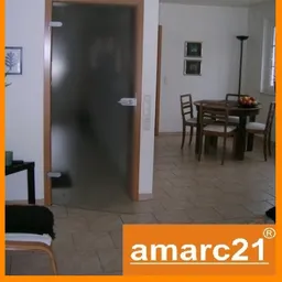 Hochwertige Doppelhaushälfte in eleganter Bauweise und naturnaher Lage.
**KEINE KÄUFERPROVISION**