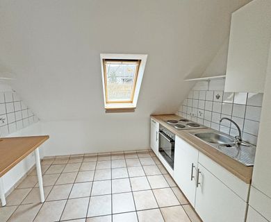 Helle Wohnung mit riesiger Dachterrasse! - Foto 1