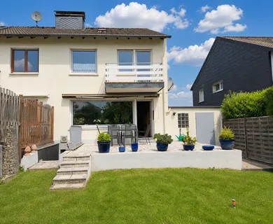 Einfamilienhaus mit Garage und Keller in Unna-Lünern