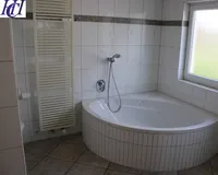 große Badewanne
