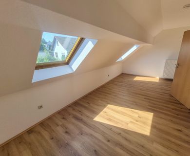 Gepflegtes Reihenmittelhaus mit cleverem Eigentumskonzept und Garage – nähe Puderbach!
