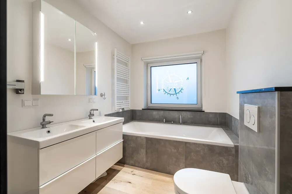 Badezimmer EG