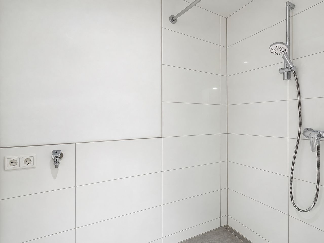 MA-Oststadt – Renovierte 2 ZKD-Souterrain Wohnung - Photo 3