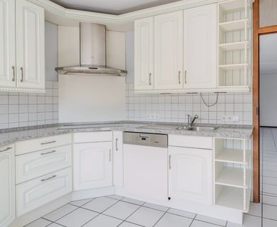 Familienfreundliche 6-Zimmer-Whg mit Garten! - Photo 3
