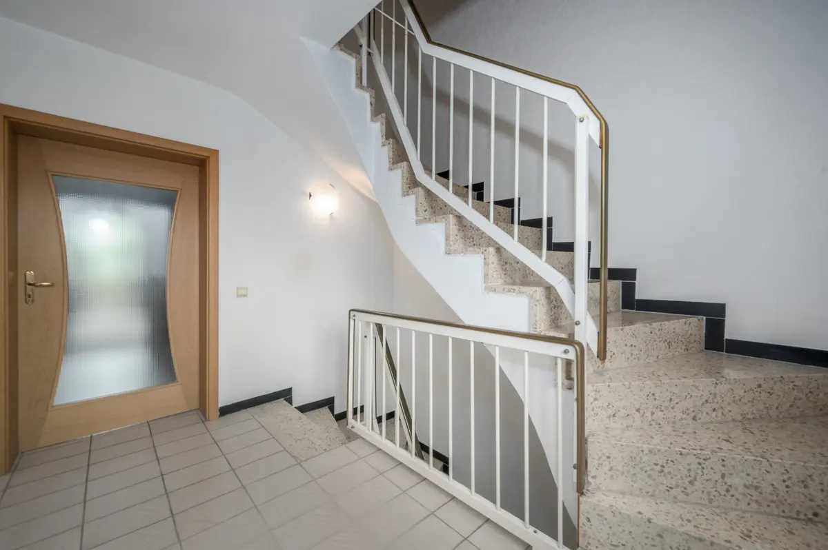 1 OG Treppenhaus