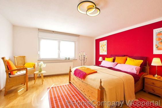 Schöne 3-Zimmerwohnung mit DSL-Wifi und PKW-Stellplatz in Solingen-Gräfrath
