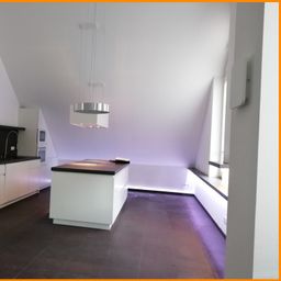 Kapitalanleger aufgepasst !
Herrliches Zweifamilienhaus mit  4% Rendite !
in Top-Lage von Spandau.