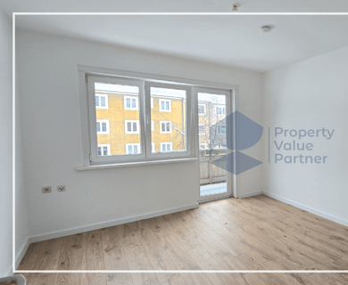 Helle frisch sanierte Dreizimmerwohnung