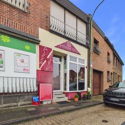 Wohn- und Geschäftshaus in zentraler Lage von Gey!