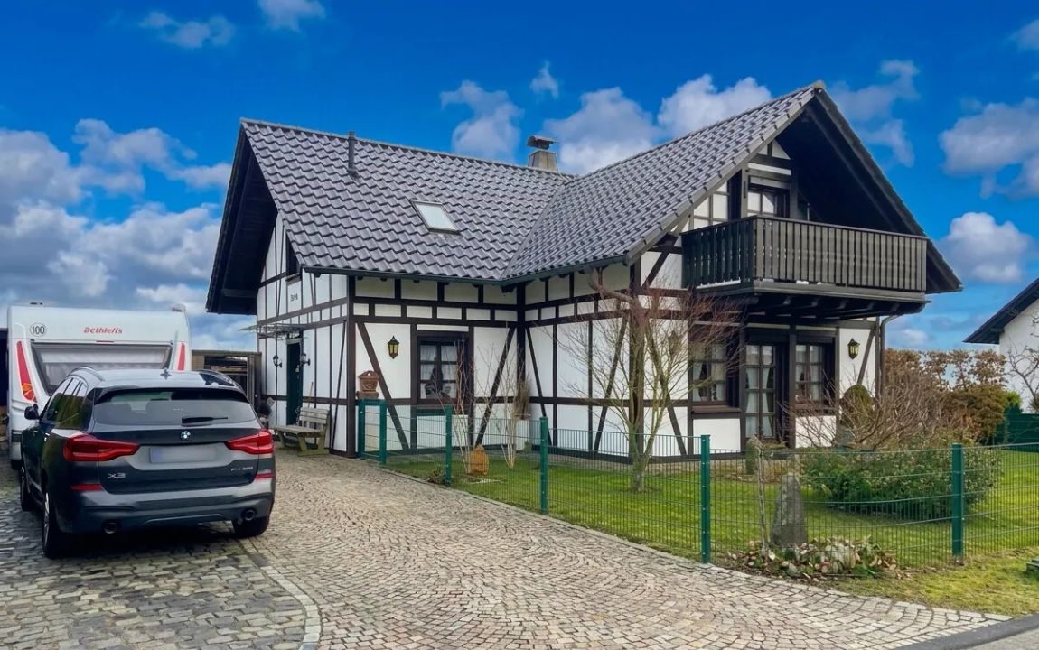 Charmantes Fachwerkhaus in schöner Wohnlage in einem Ortsteil von Morsbach!