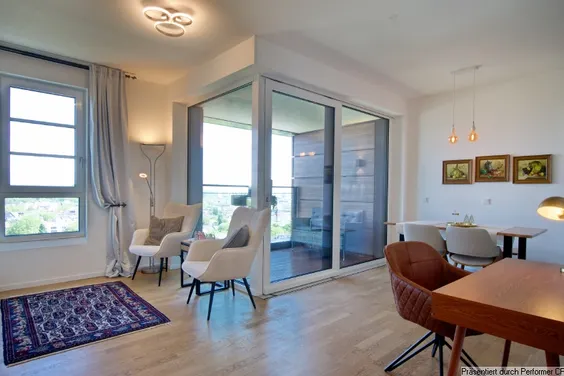 One-bedroomed 17th floor apartment on the Toulouser Allee in the Pempelfort area of the city, with top fittings and furnishings and parking space