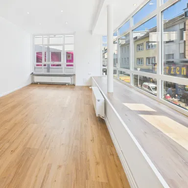 Big-City-Life!
Top-sanierte Wohnung im Stadtzentrum von Düren– Erstbezug nach Modernisierung!