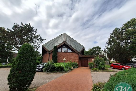 Gelegenheit Nr.37: Saalbau/ Kirche mit markantem Grundriss in begehrter Lage von Flensburg (verkauft)