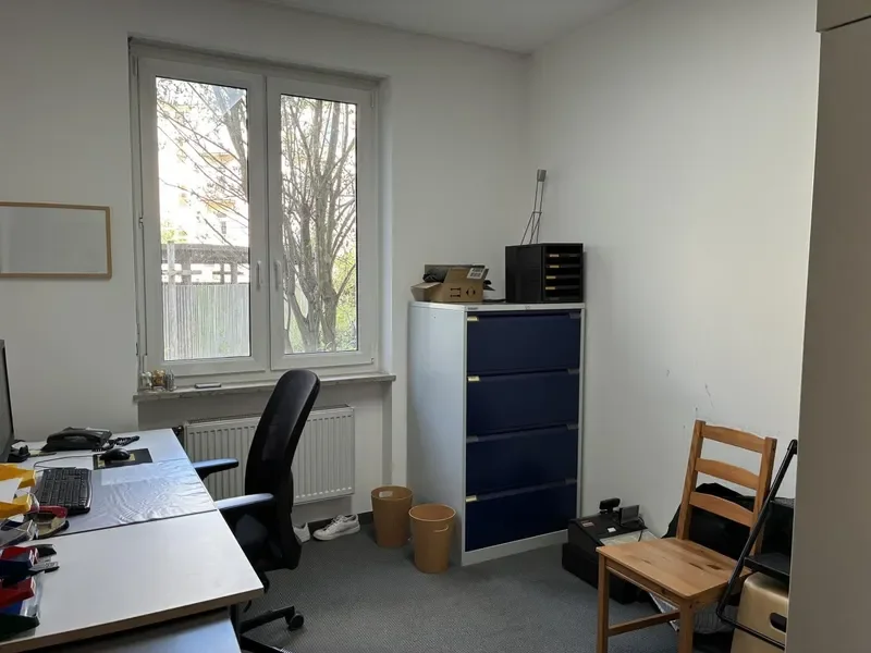 Büro 6