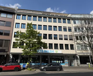 Düsseldorf-Stadtmitte – Provisionsfrei für Mieter! Renoviertes Büro nähe Berliner Allee!