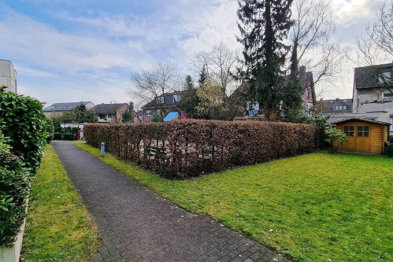 Hausvorplatz