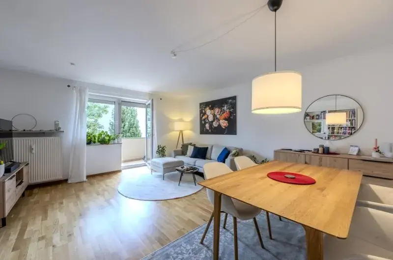 Wohnzimmer Ansicht 1