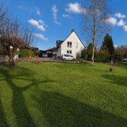 Sonniges Baugrundstück für EFH/ZFH in Lohmar-Ort, Waldrand