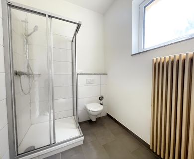 GROßZÜGIGE 2-ZIMMER WOHNUNG IN KREFELDER INNENSTADT ZU MIETEN! - Foto 3