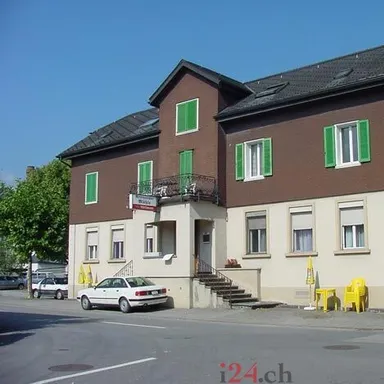 Wohnhaus mit Restaurant zur Mühle