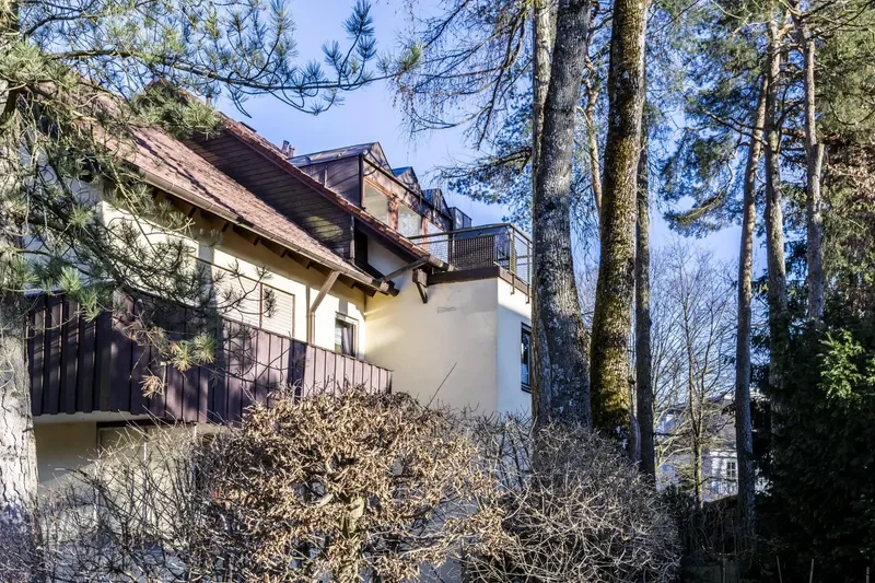 Kleines Mehrfamilienhaus