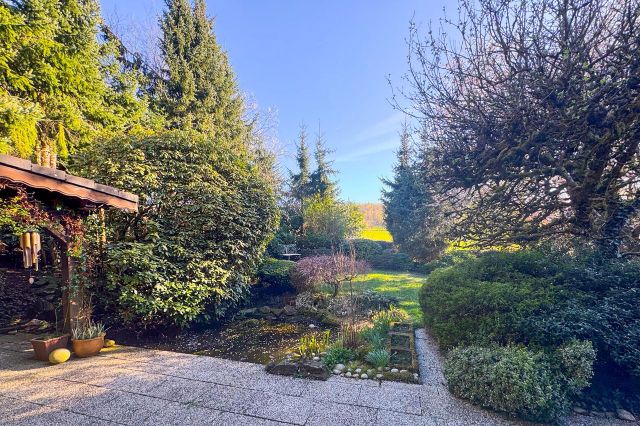 Terrasse mit Blick ins Grüne